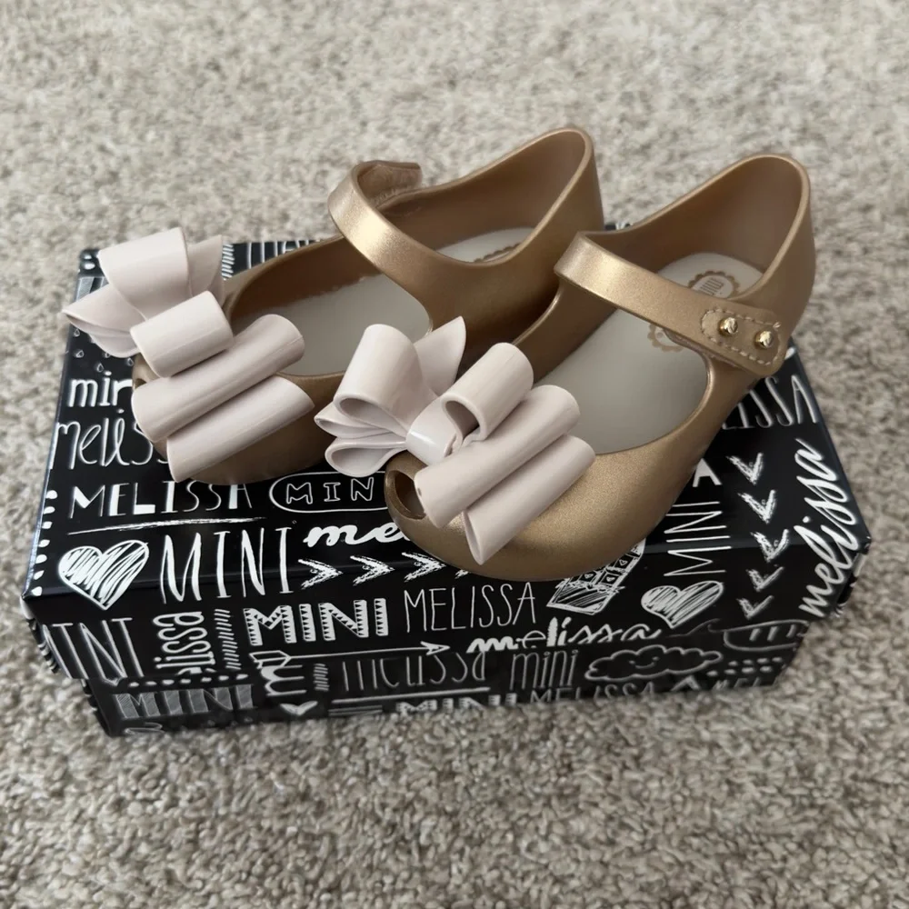 Mini Melissa Ultragirl gold toddler girl shoes sandals size 6